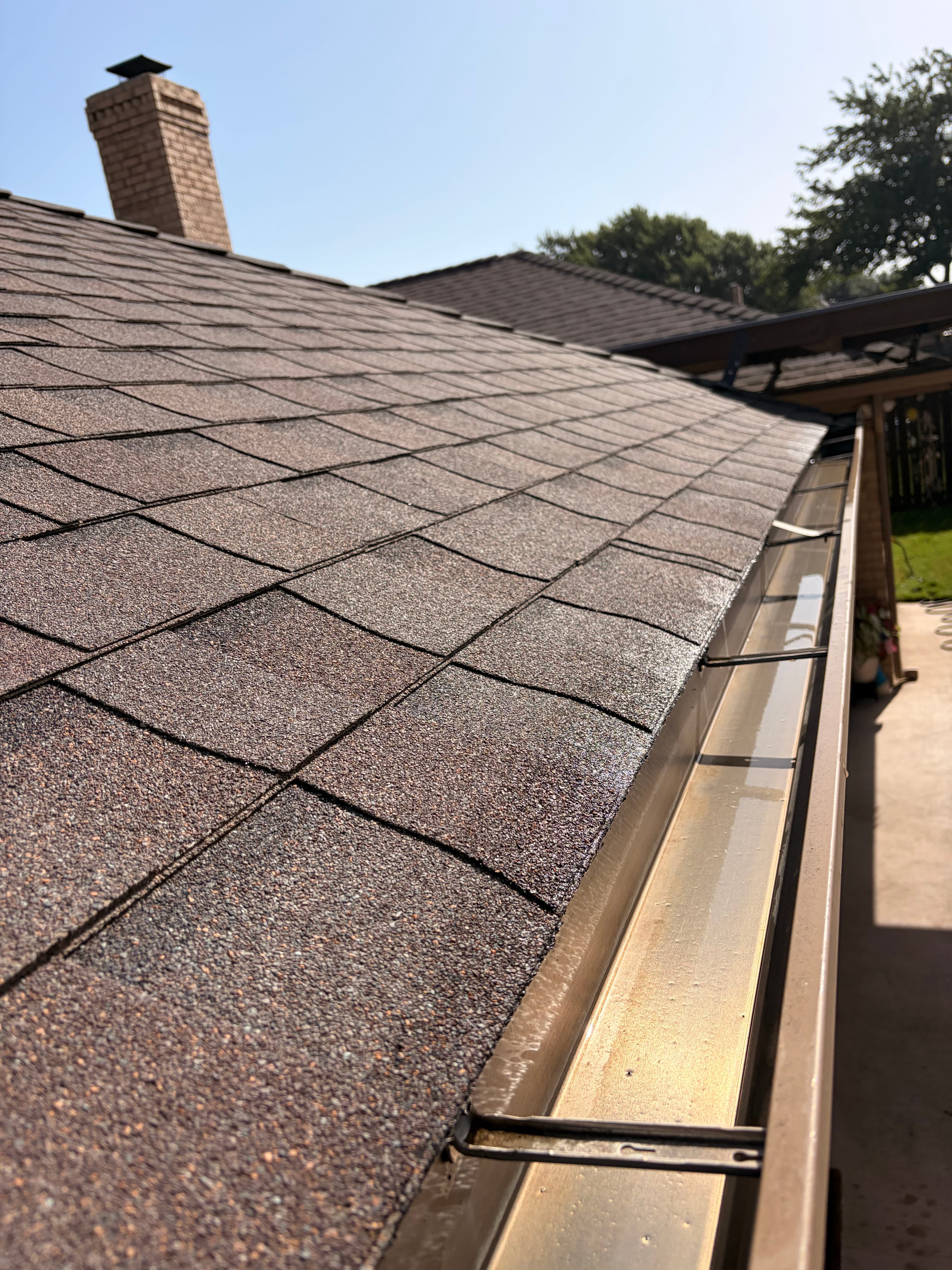 Project Clogged Gutters Cleaned Out at Arlington Home image