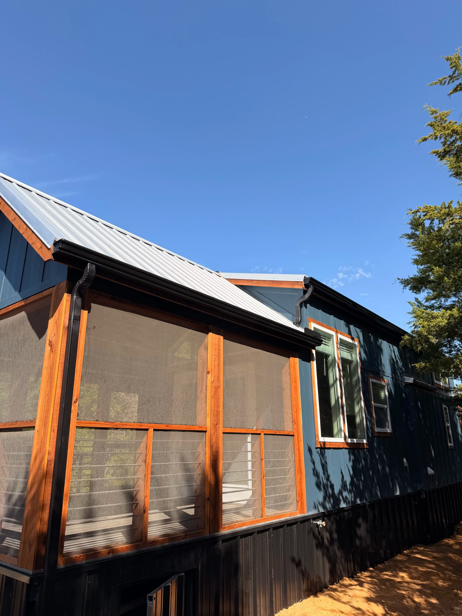 Gallery photos for Gutter Installation on a New Construction Build: Image #2