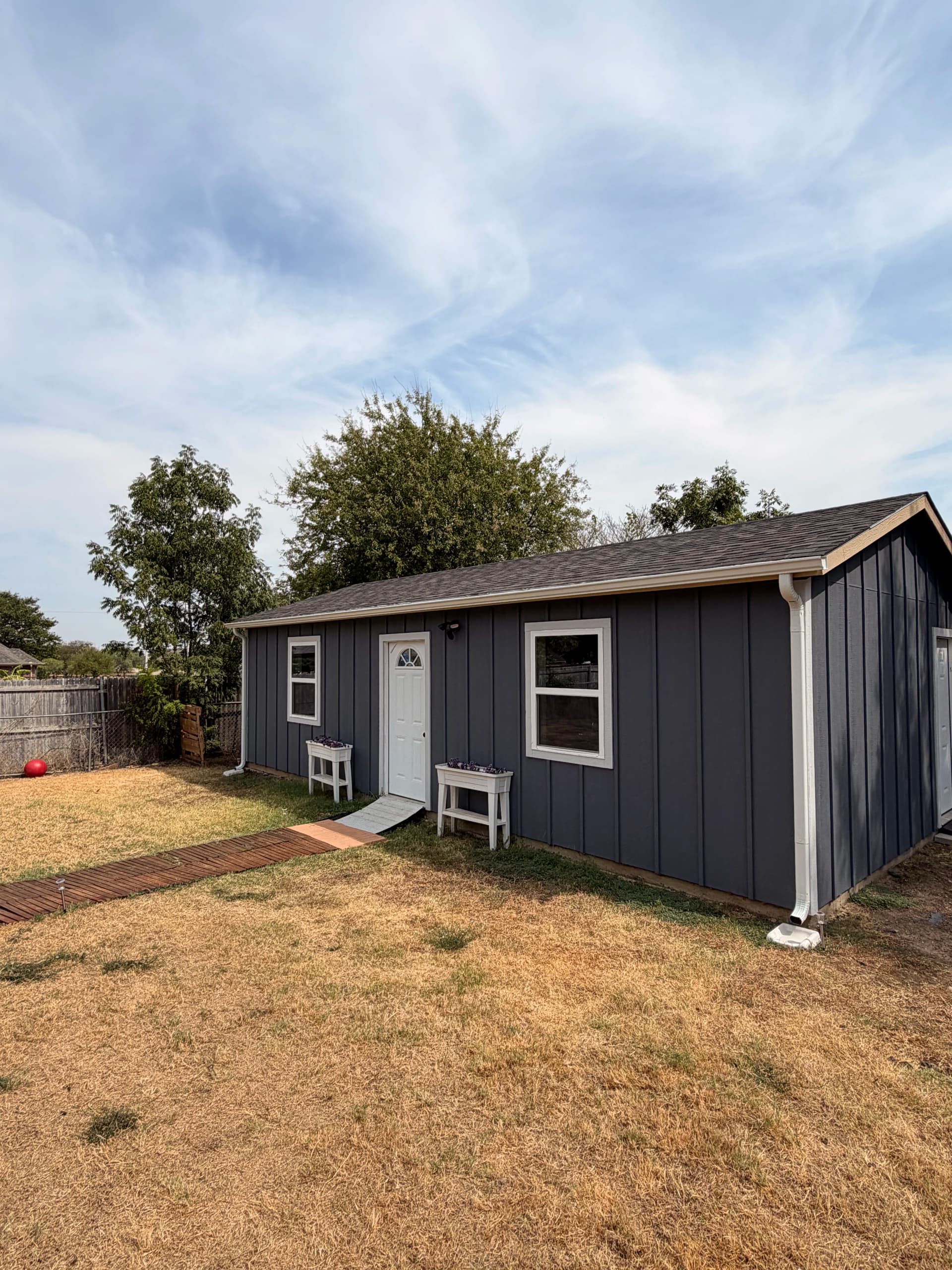 New Pool House Gets 5-Inch Gutters in Crowley image
