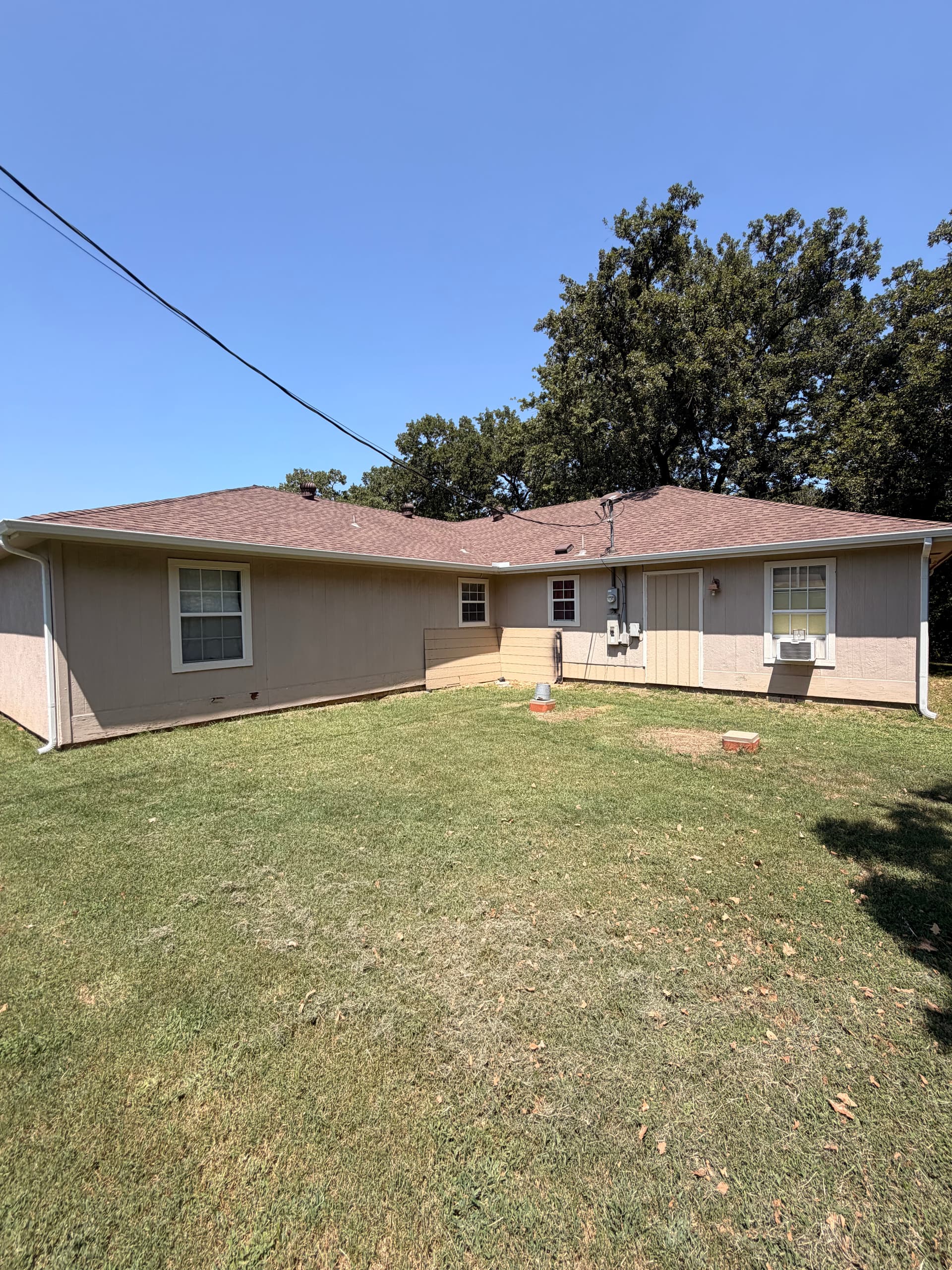 Gallery photos for Gutter Installation Stops Water Damage on Burleson Home: Image #2