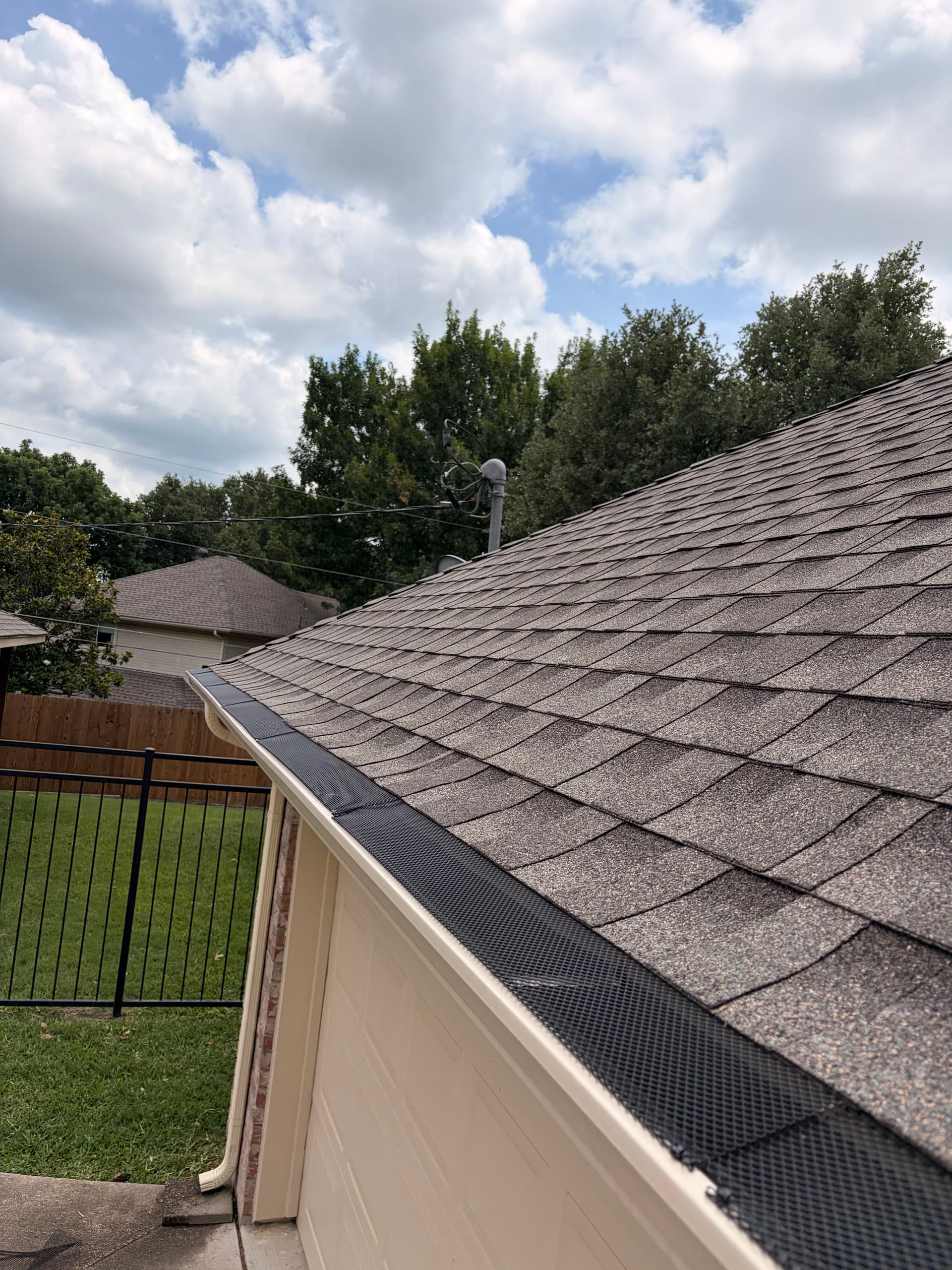 Gallery photos for Gutter Cleaning and Leaf Guard Install in Burleson: Image #6