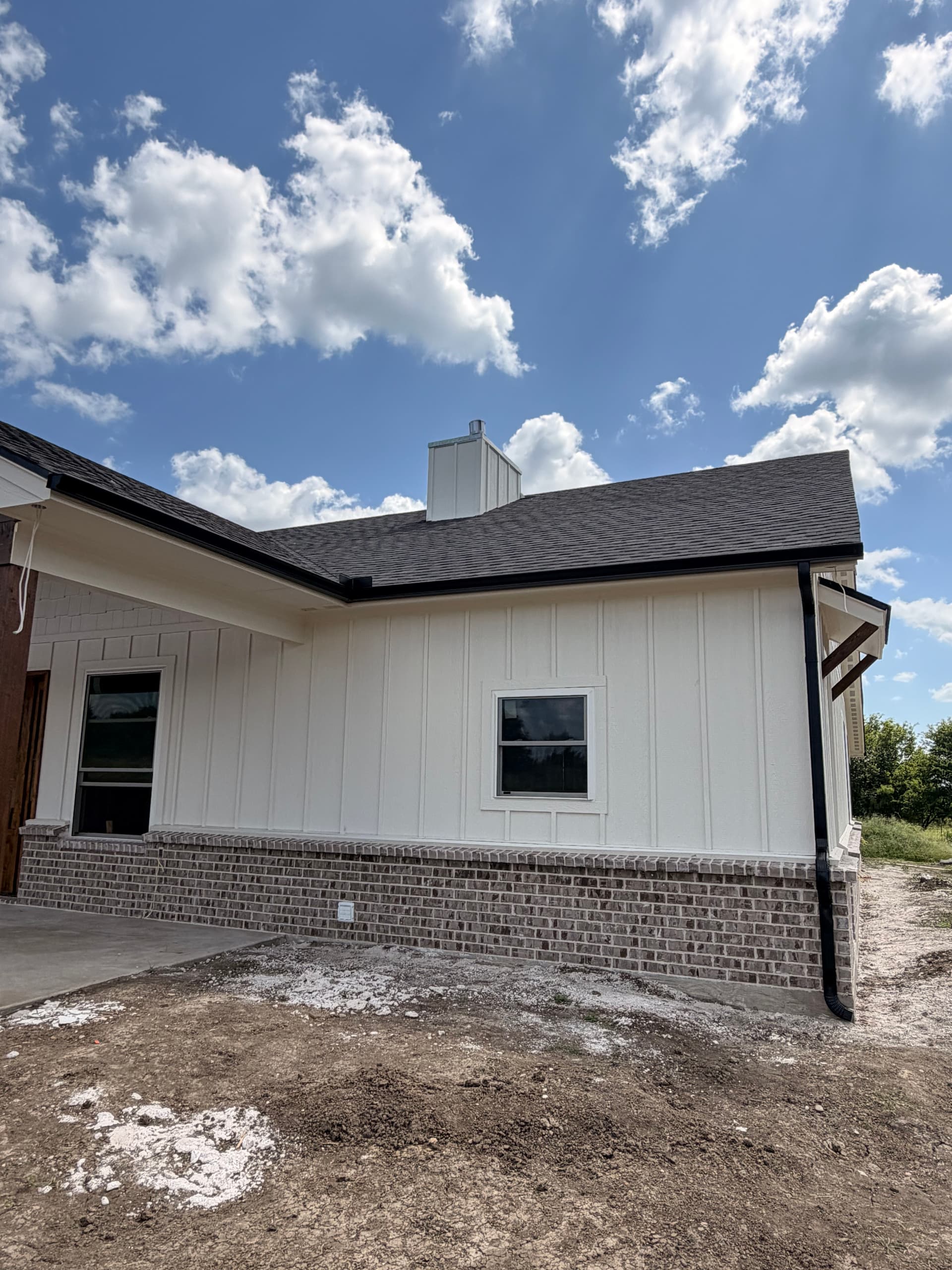 Gallery photos for 5-Inch K-Style Gutter Installation on a New Build: Image #1